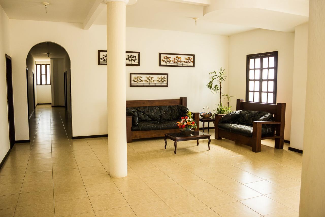 Hotel Pousada Trevo Jequié Buitenkant foto